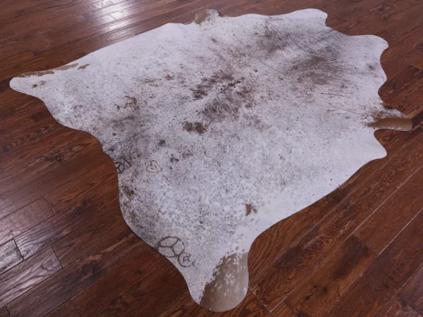 Natural Cowhide Rug - Summer vs Winter Texture